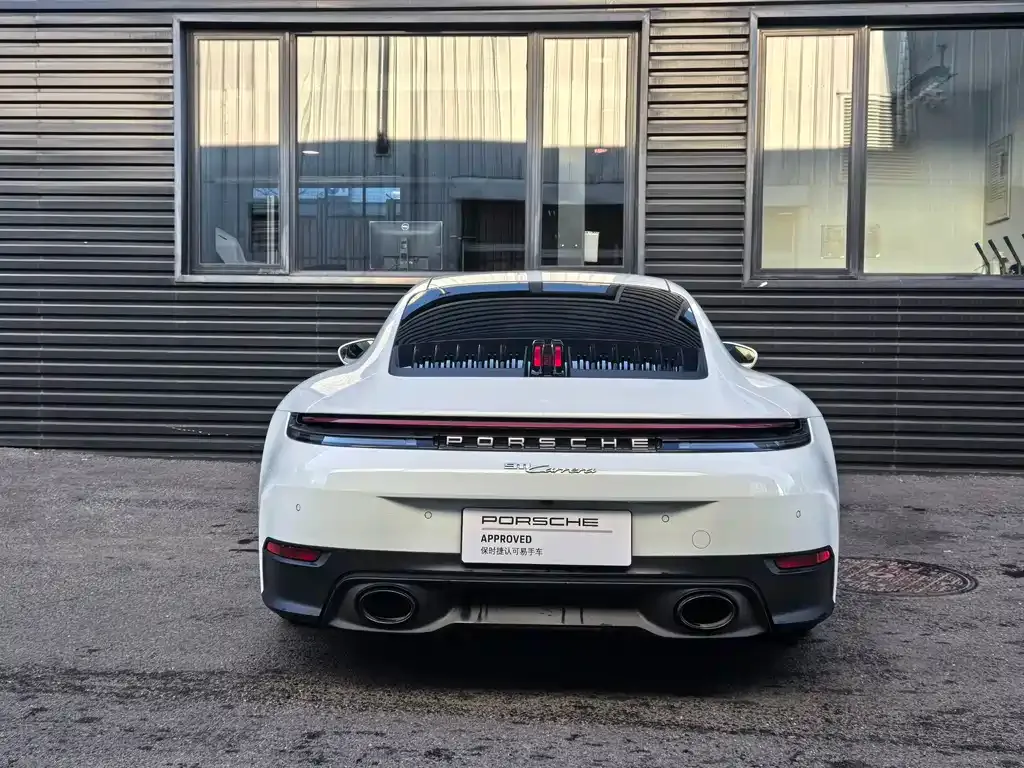 Porsche 911 2025 из CN, фото 6