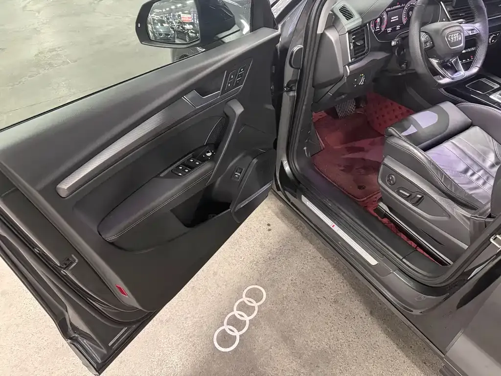 Audi Q5L 2022 из CN, фото 10
