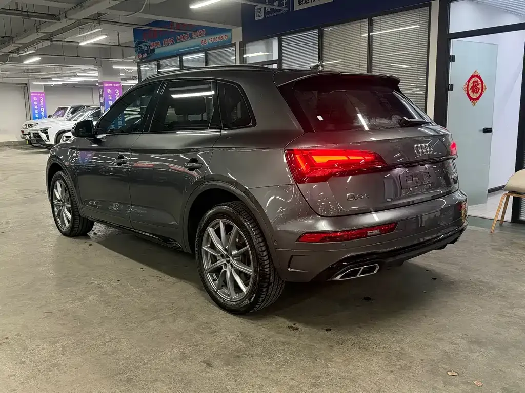 Audi Q5L 2022 из CN, фото 4