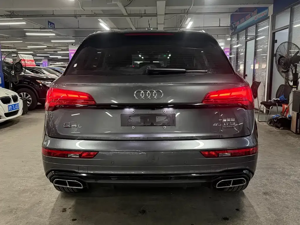 Audi Q5L 2022 из CN, фото 5