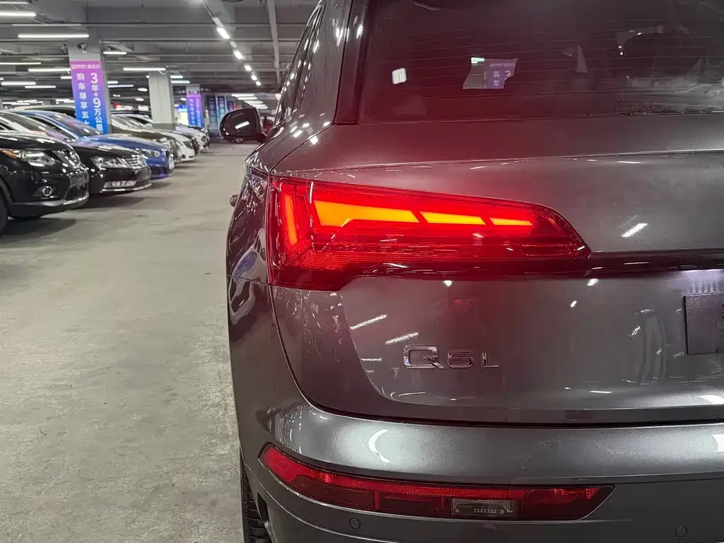 Audi Q5L 2022 из CN, фото 7