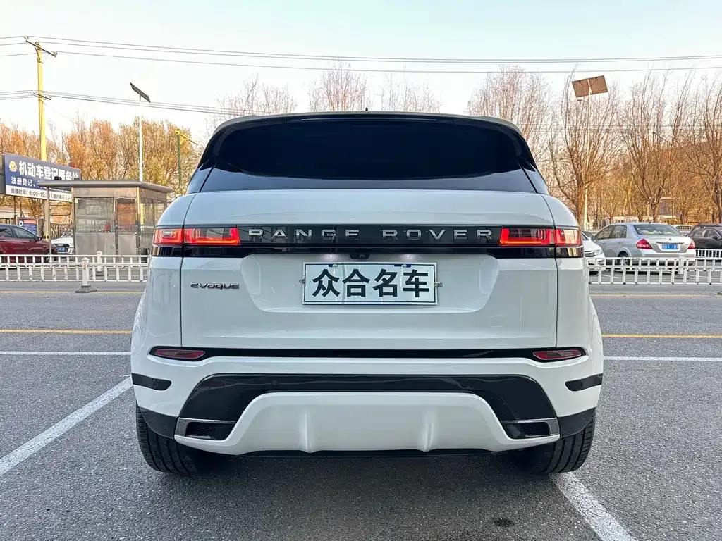 Land Rover Evoque — фото 6