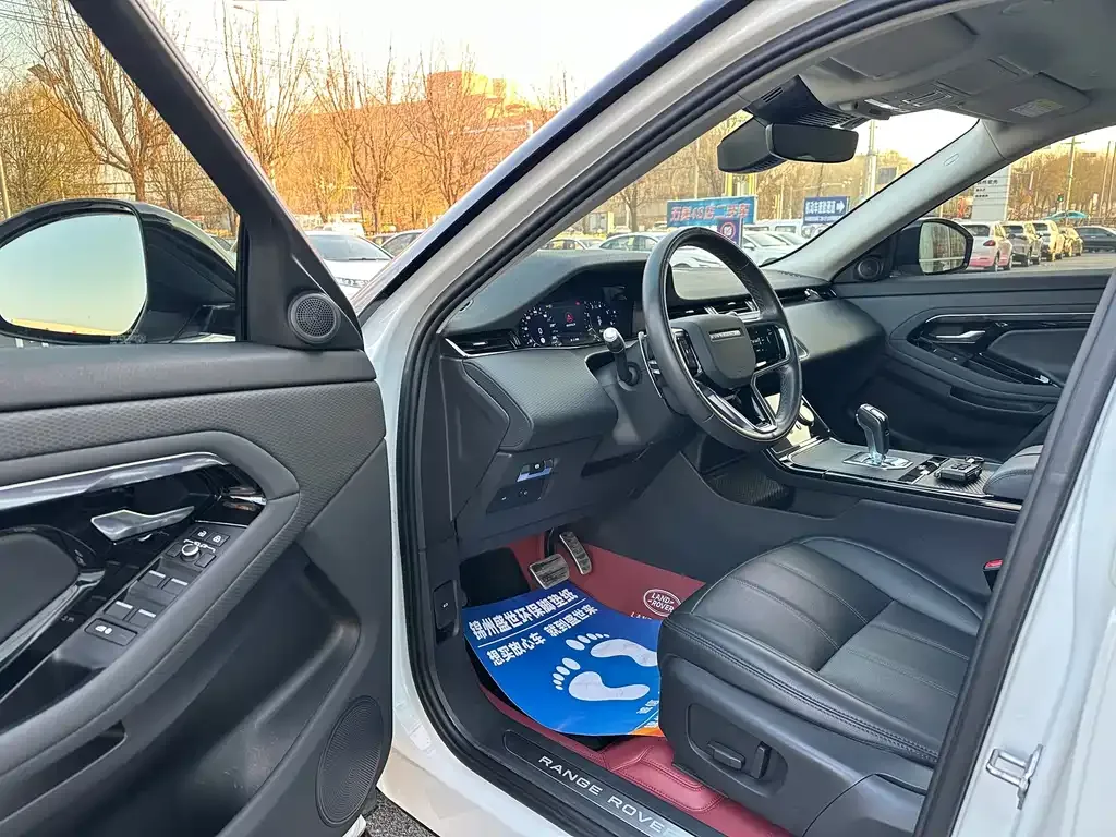 Land Rover Evoque — фото 8