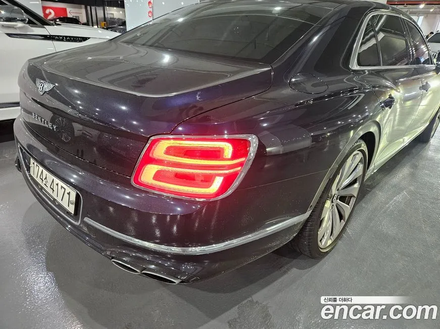 Bentley Flying Spur 2022 из KR, фото 3