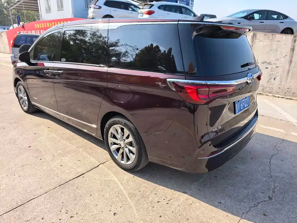 Buick GL8 2022 из CN, фото 5
