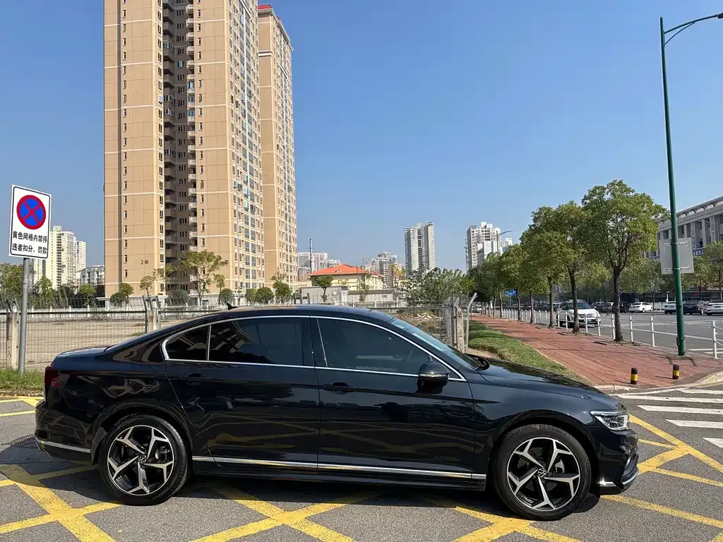 Volkswagen Magotan 2024 из CN, фото 4