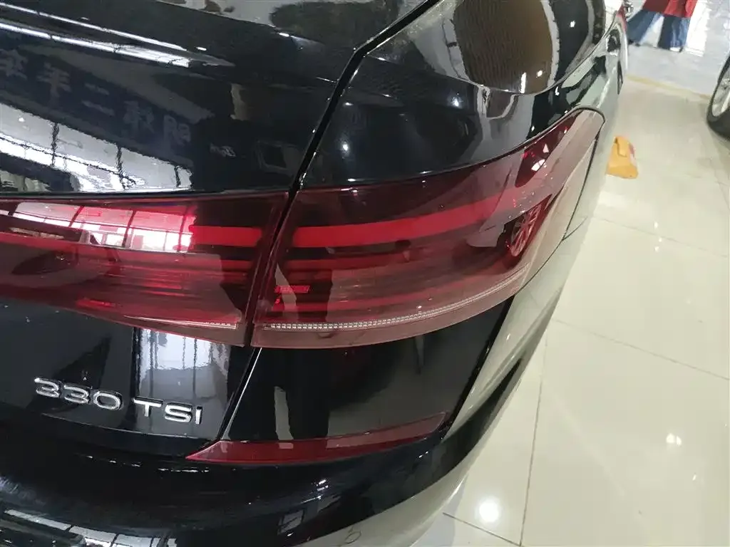 Volkswagen Passat — фото 8