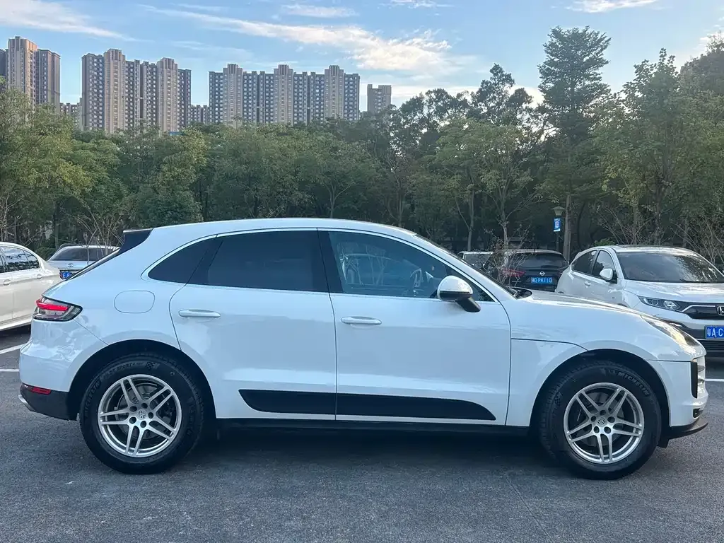 Porsche Macan 2021 из CN, фото 10
