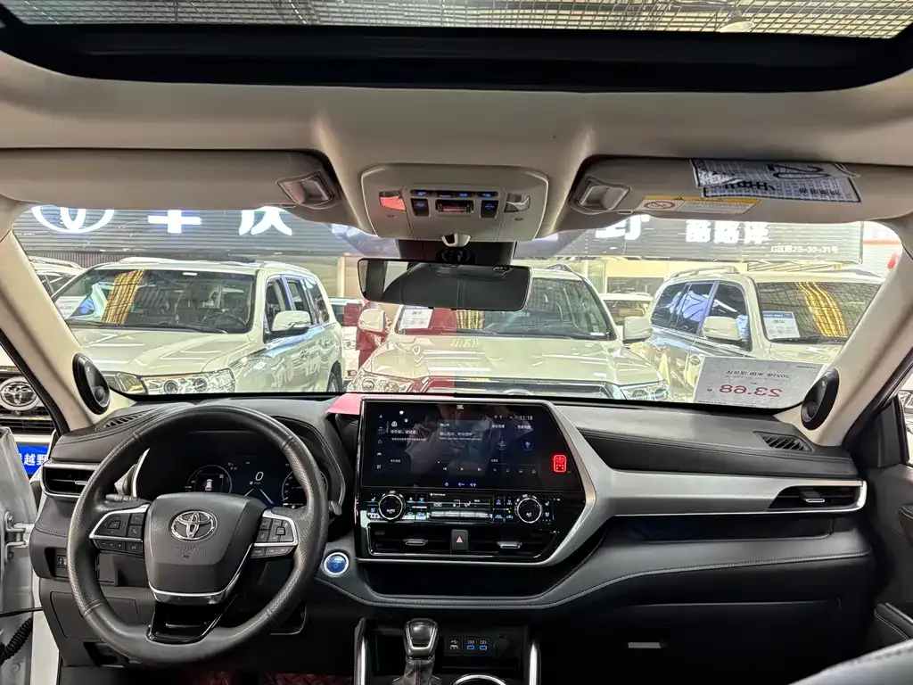 Toyota Highlander 2021 из CN, фото 10