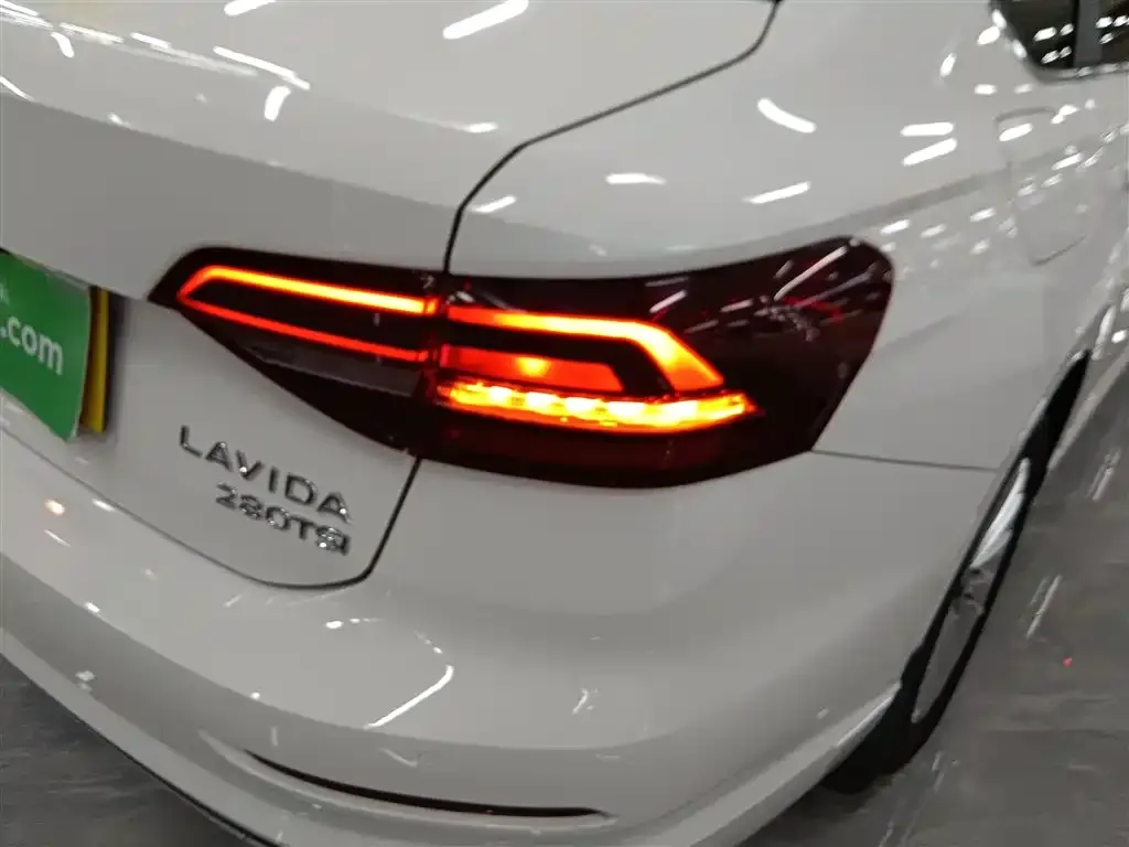 Volkswagen Lavida 2022 из CN, фото 8