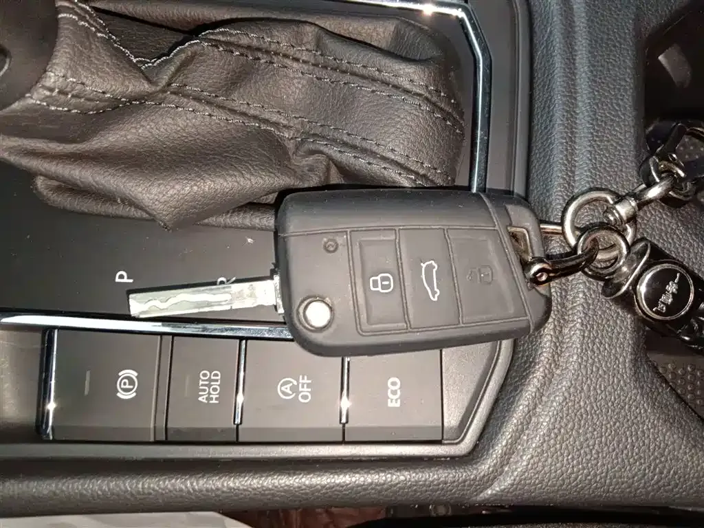 Volkswagen Lavida 2022 из CN, фото 9