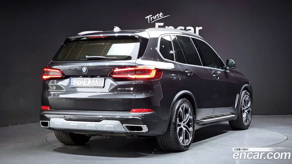 BMW X5 — фото 2