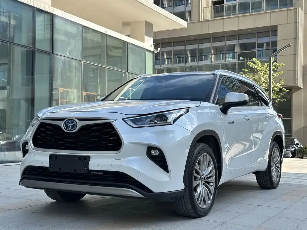 Toyota Highlander 2021 из CN, фото 1