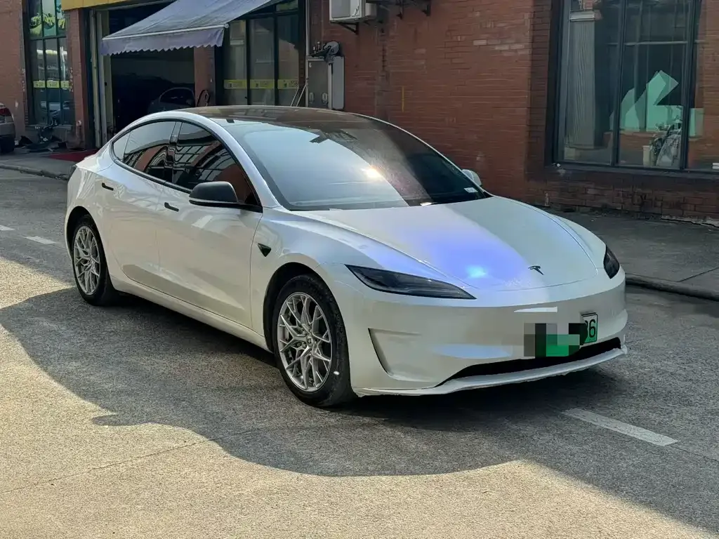 Tesla Model 3 2024 из CN, фото 3