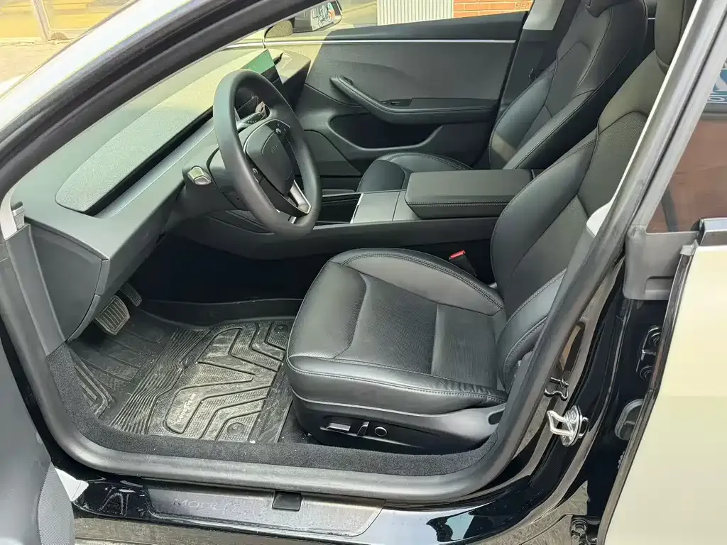 Tesla Model 3 2024 из CN, фото 4