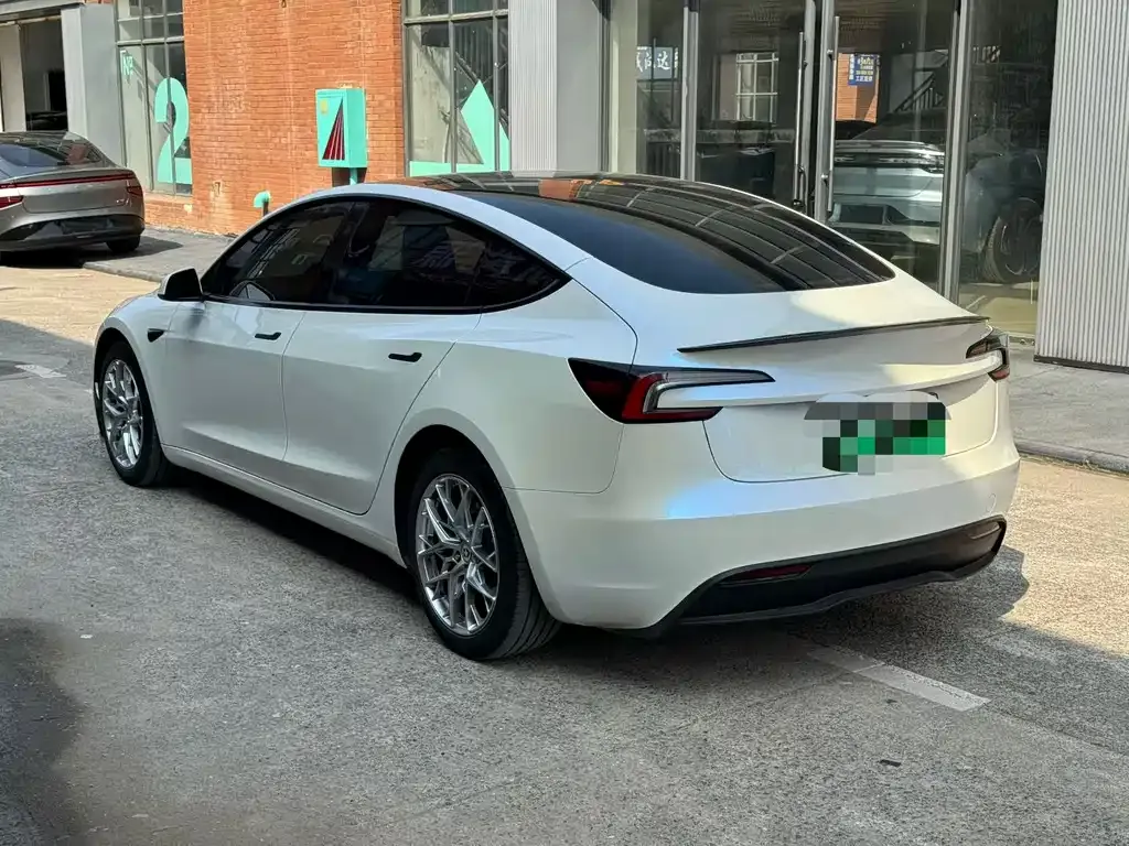 Tesla Model 3 2024 из CN, фото 7