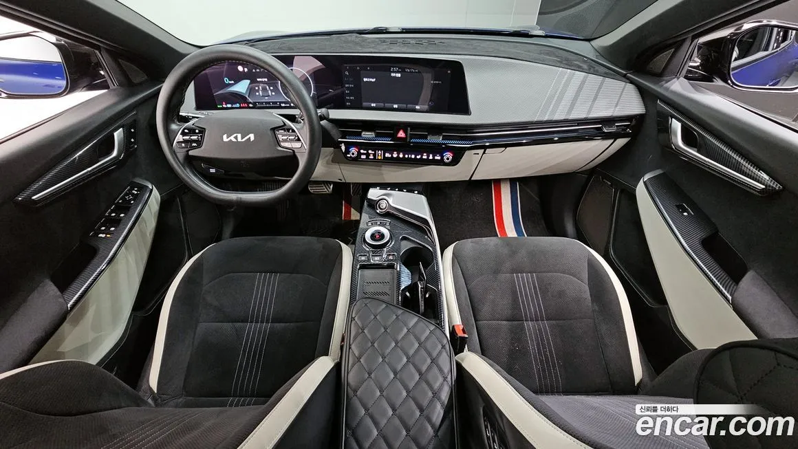 Kia EV6 — фото 7