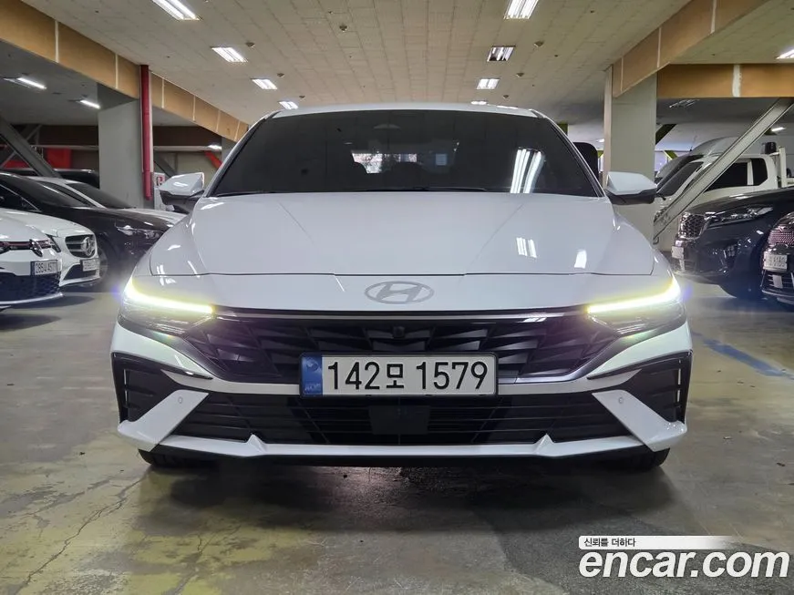 Hyundai AVANTE — фото 2