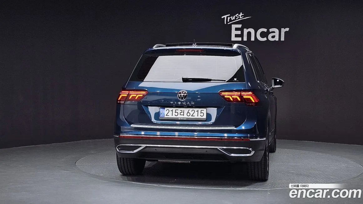 Volkswagen Tiguan — фото 4