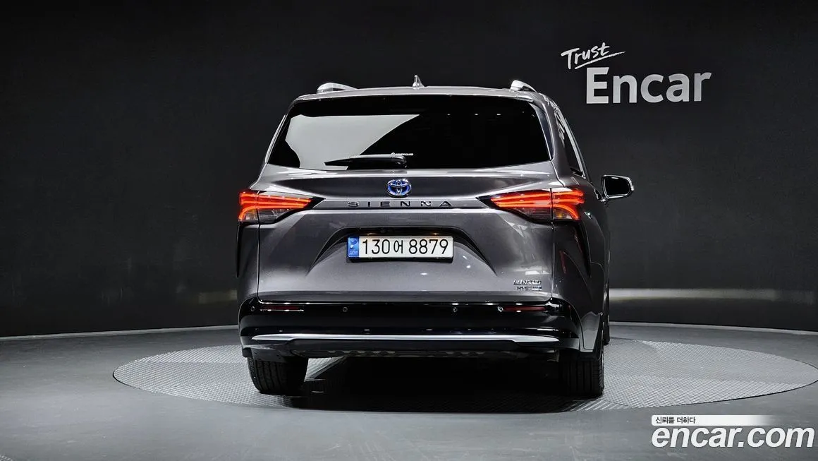 Toyota Sienna 2023 из KR, фото 4