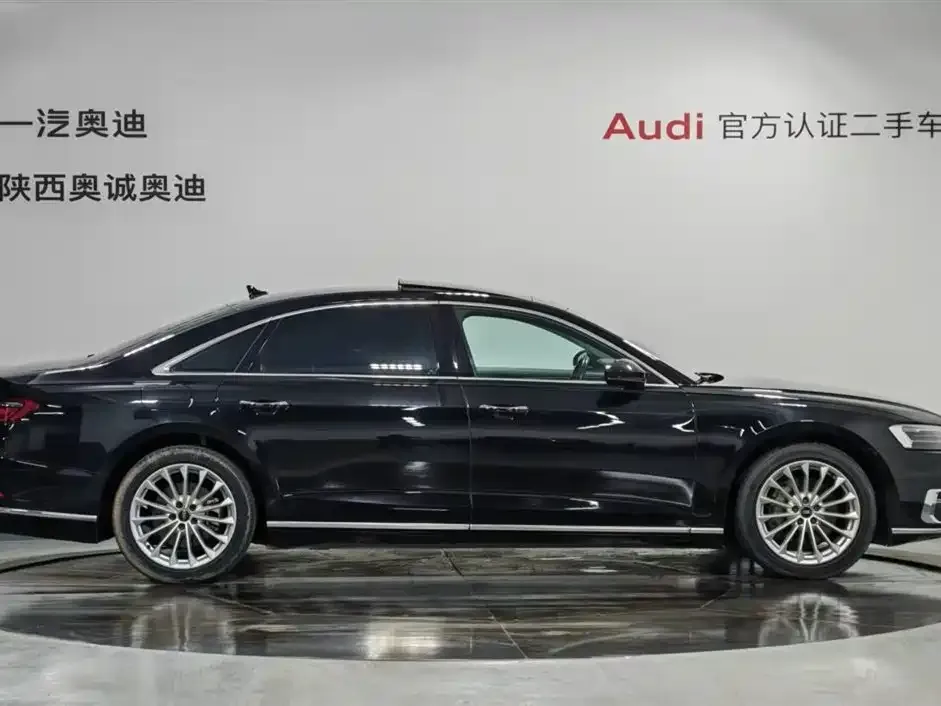 Audi A8 2021 из CN, фото 3