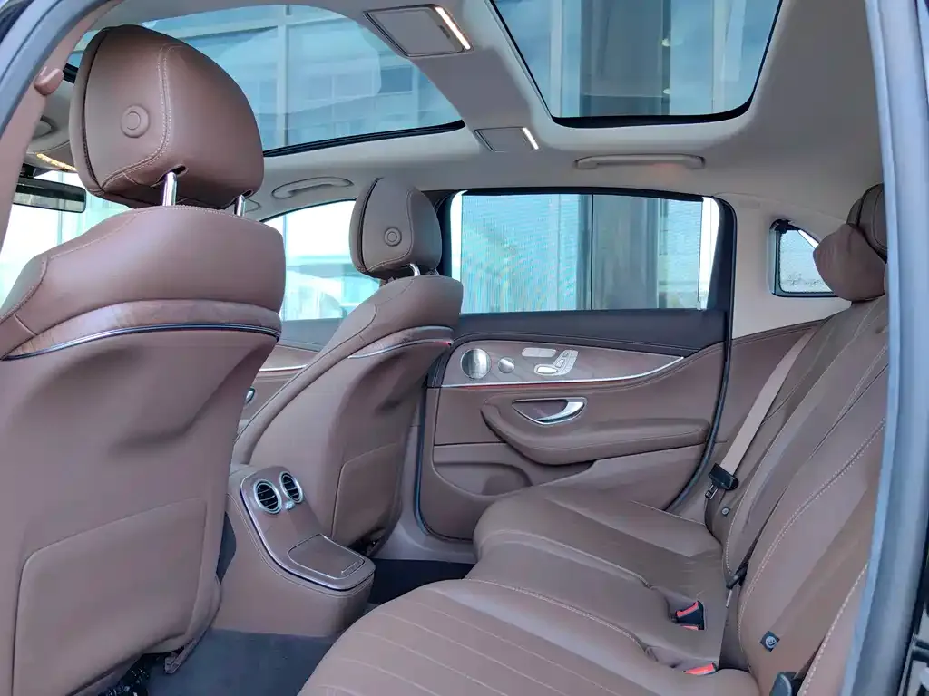 Mercedes-Benz E-Class 2023 из CN, фото 10