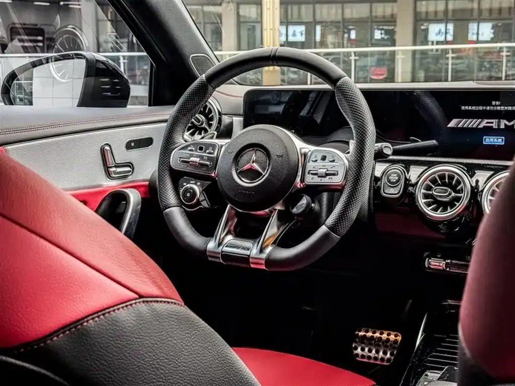Mercedes-Benz A-Class AMG — фото 10