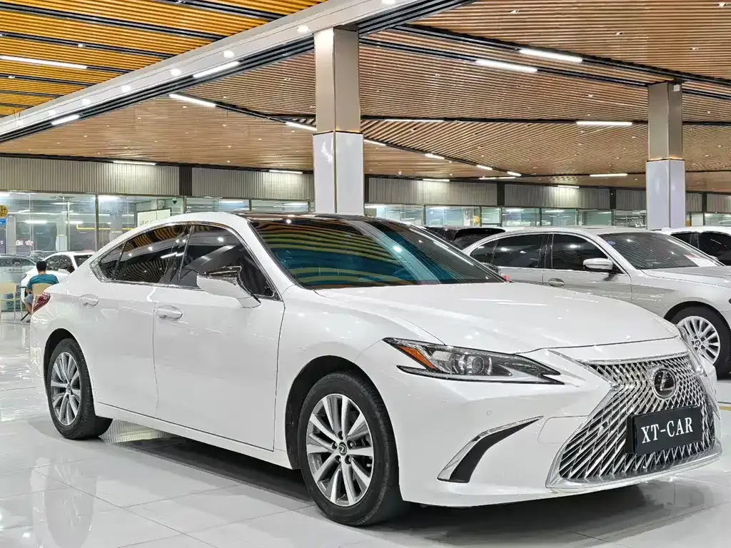 Lexus ES 2021 из CN, фото 3