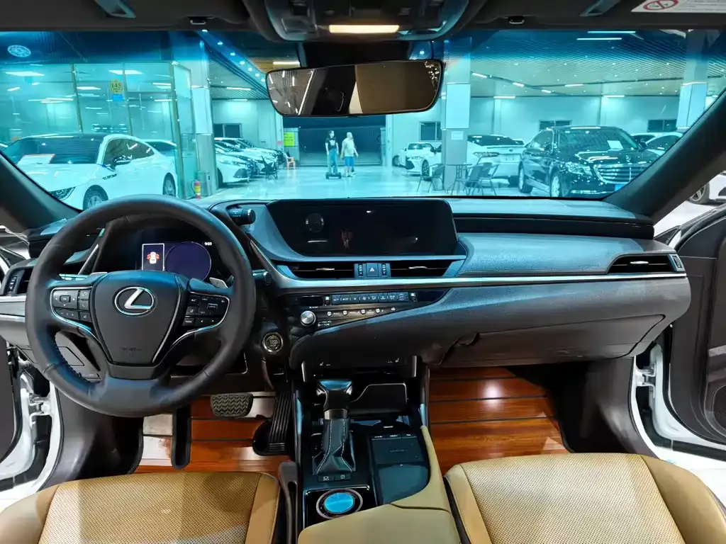 Lexus ES 2021 из CN, фото 6