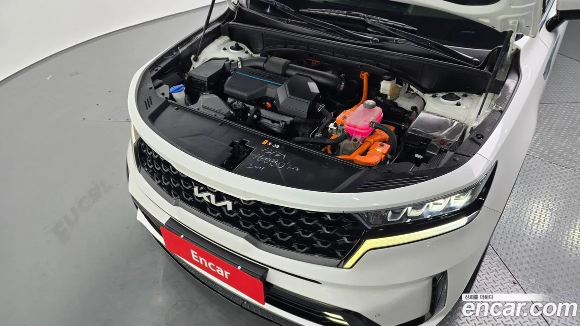 Kia Sorento — фото 6