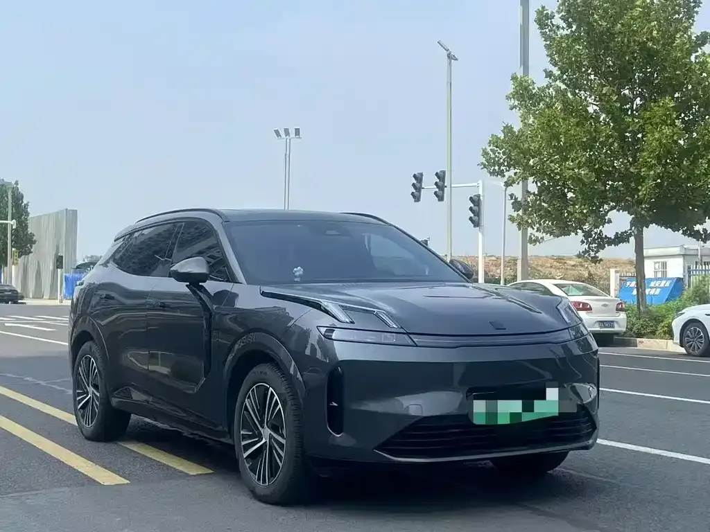 Lynk & Co 08 EM-P 2024 из CN, фото 3