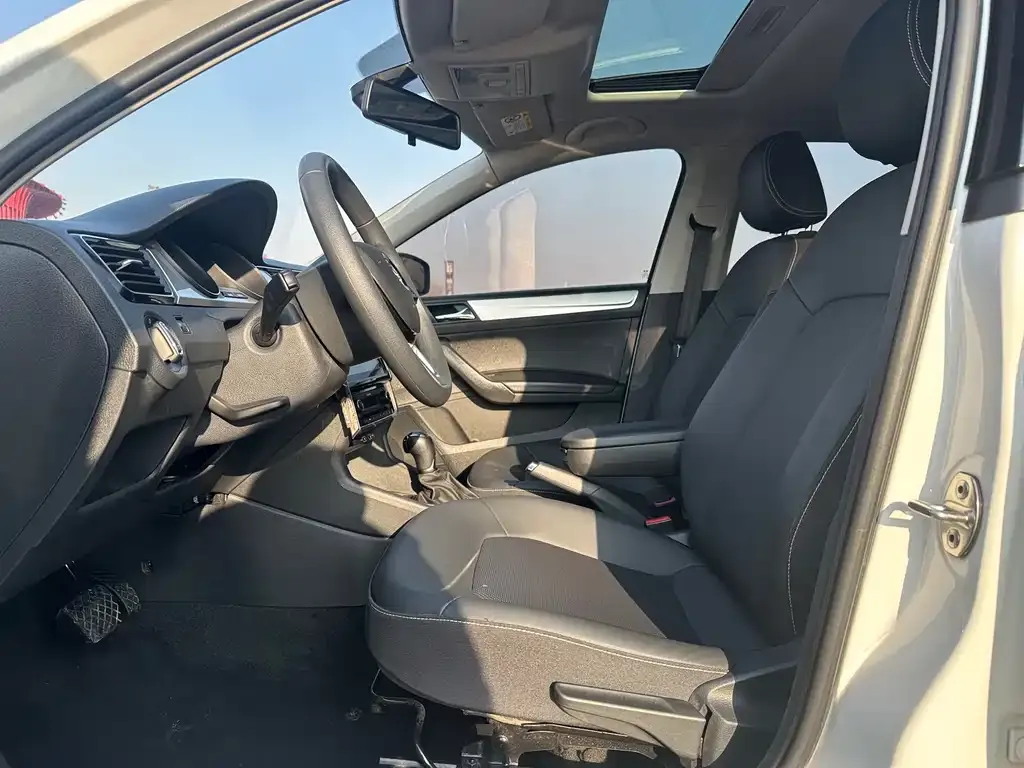 Skoda Rapid 2022 из CN, фото 4