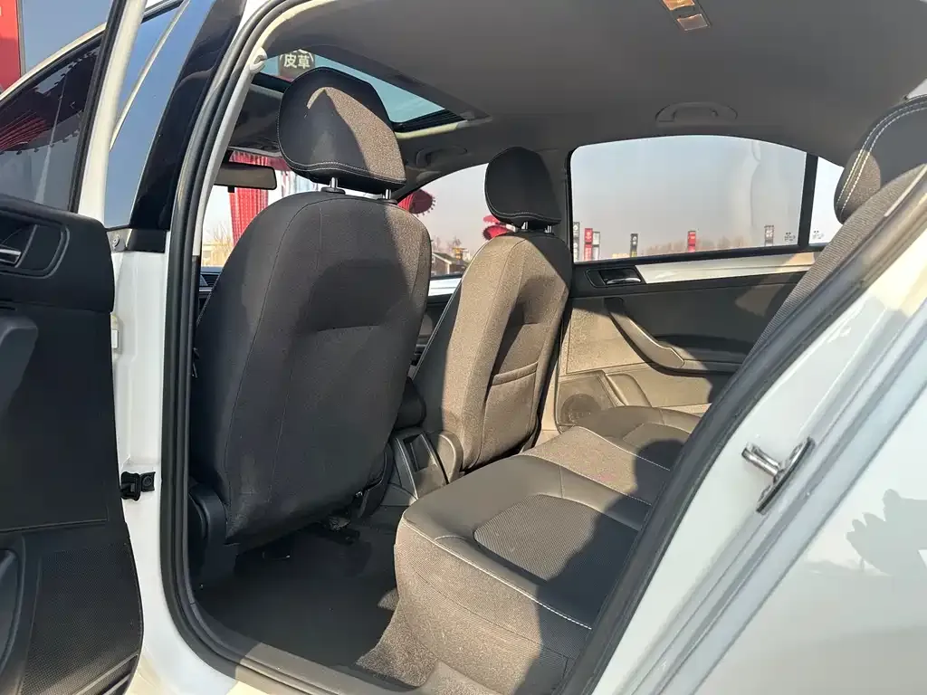 Skoda Rapid 2022 из CN, фото 5