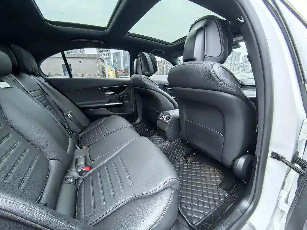 Mercedes-Benz C-Class 2025 из CN, фото 8