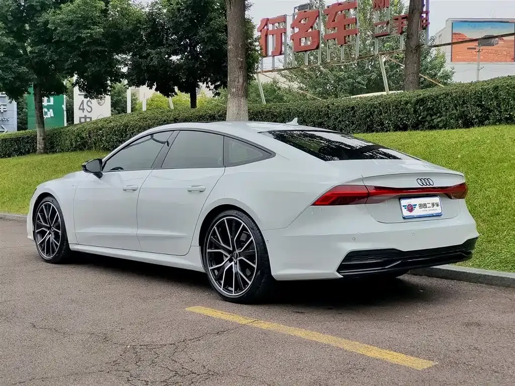 Audi A7 — фото 4