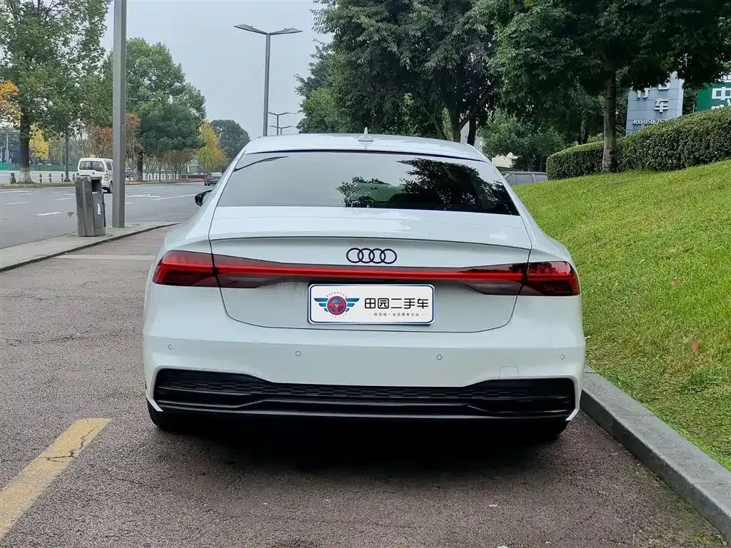 Audi A7 — фото 5