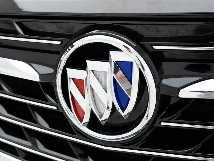 Buick Envision S — фото 10