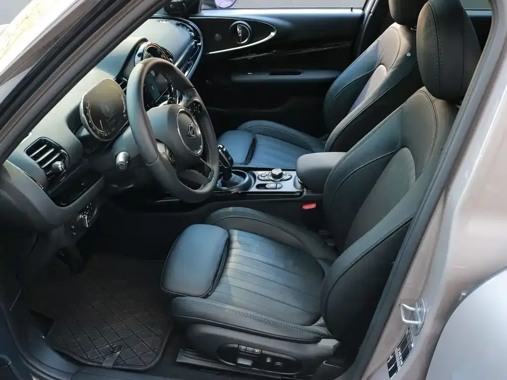 MINI Clubman — фото 10