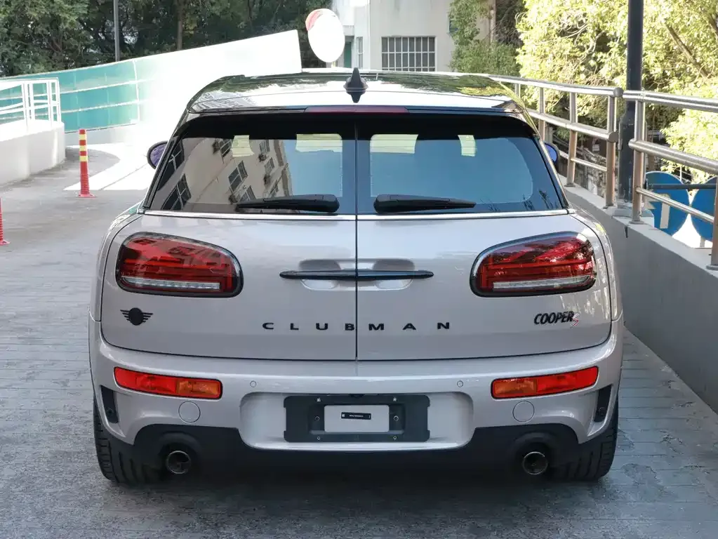 MINI Clubman — фото 5
