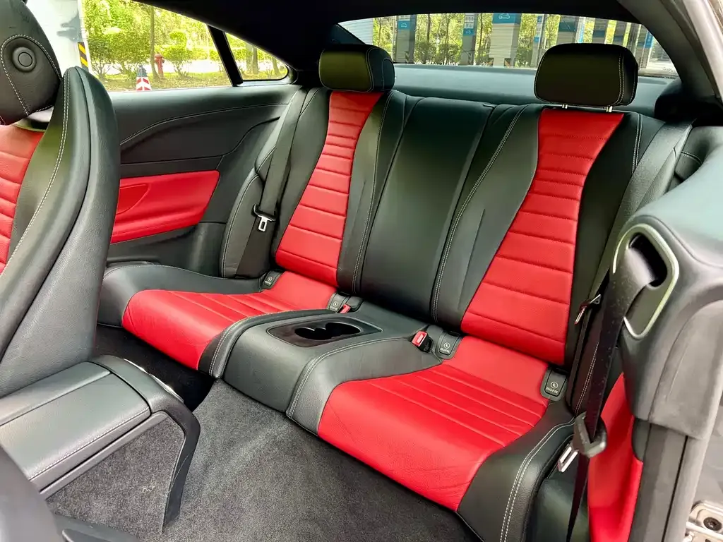 Mercedes-Benz E-Class (Import) — фото 10