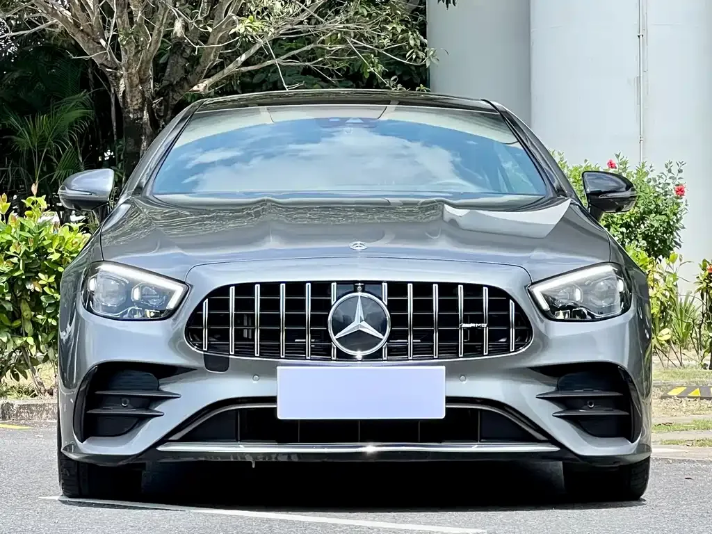 Mercedes-Benz E-Class (Import) — фото 2