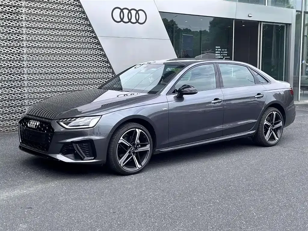 Audi A4L 2024 из CN, фото 1
