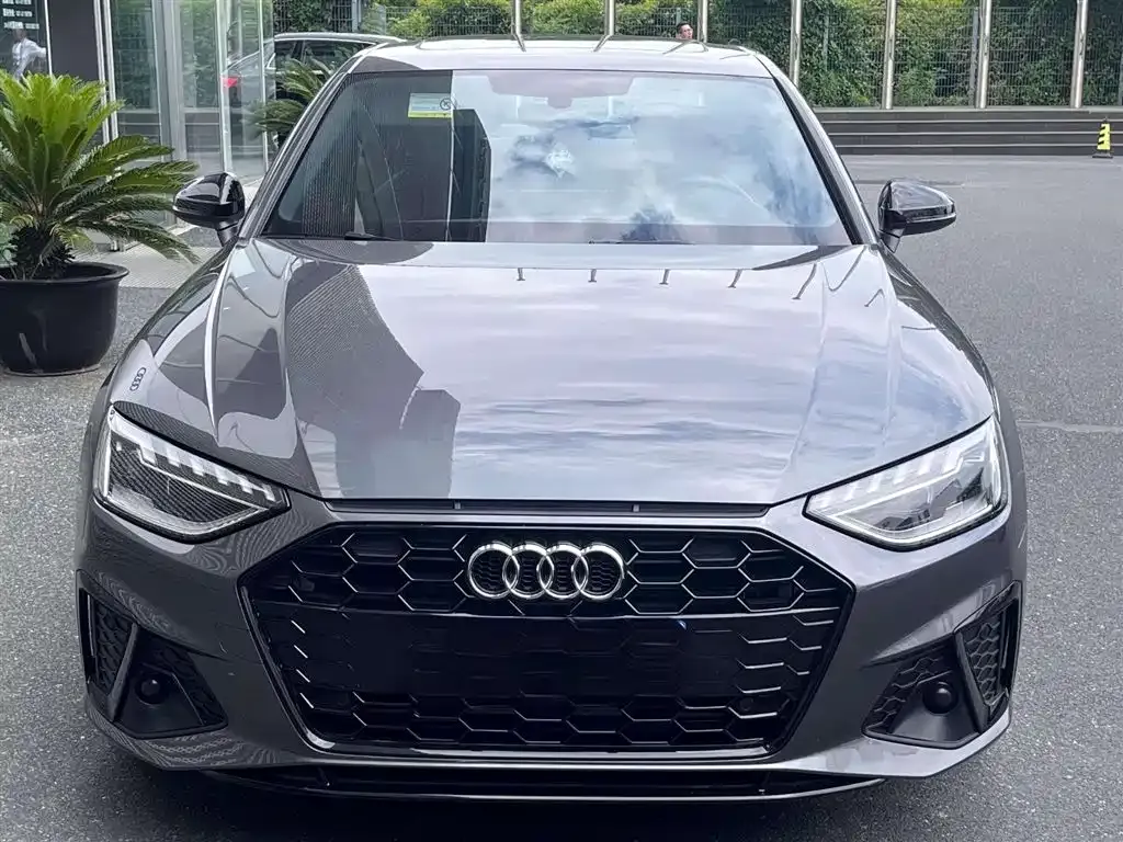 Audi A4L 2024 из CN, фото 2