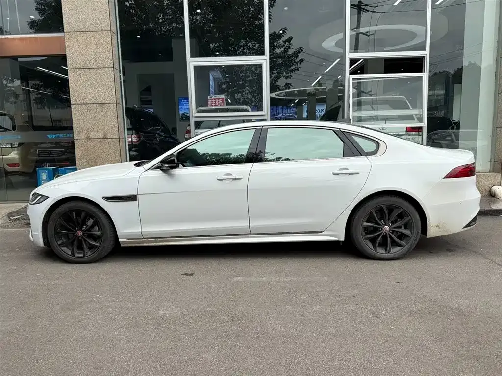 Jaguar XFL 2023 из CN, фото 3