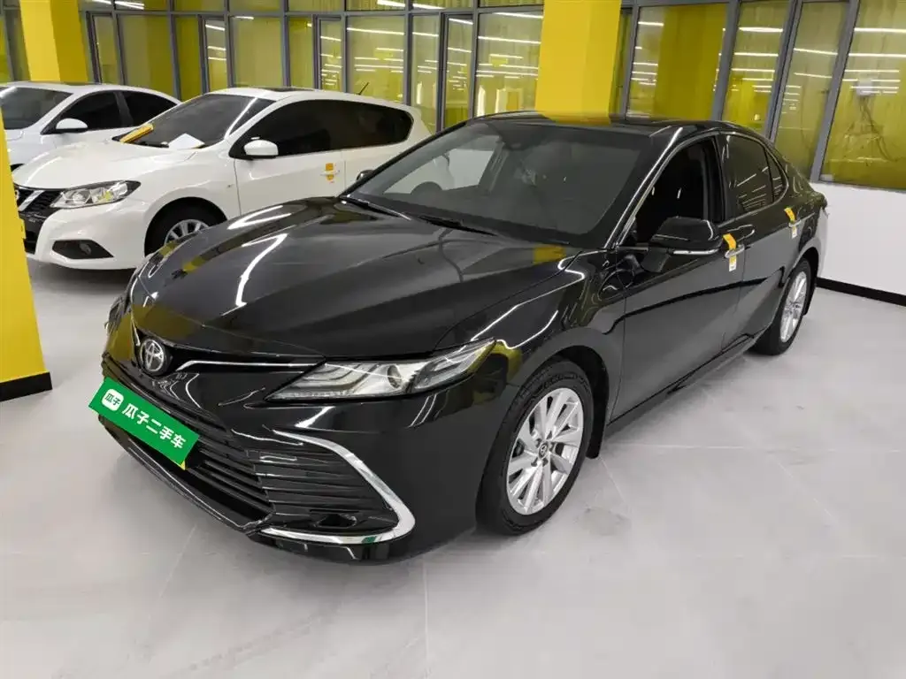 Toyota Camry 2022 из CN, фото 2