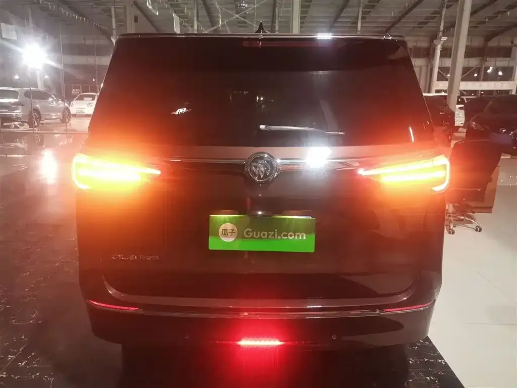 Buick GL8 2022 из CN, фото 6