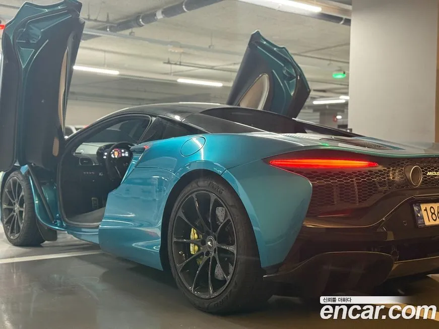 Mclaren Artura 2023 из KR, фото 5