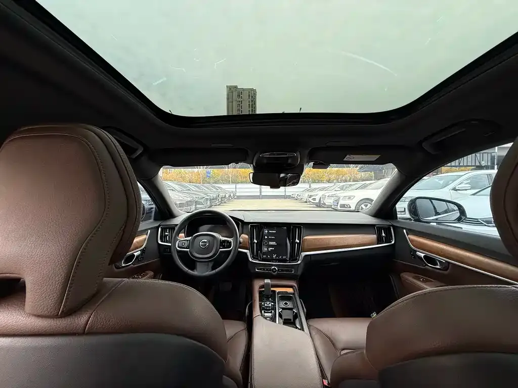 Volvo S90 2021 из CN, фото 6