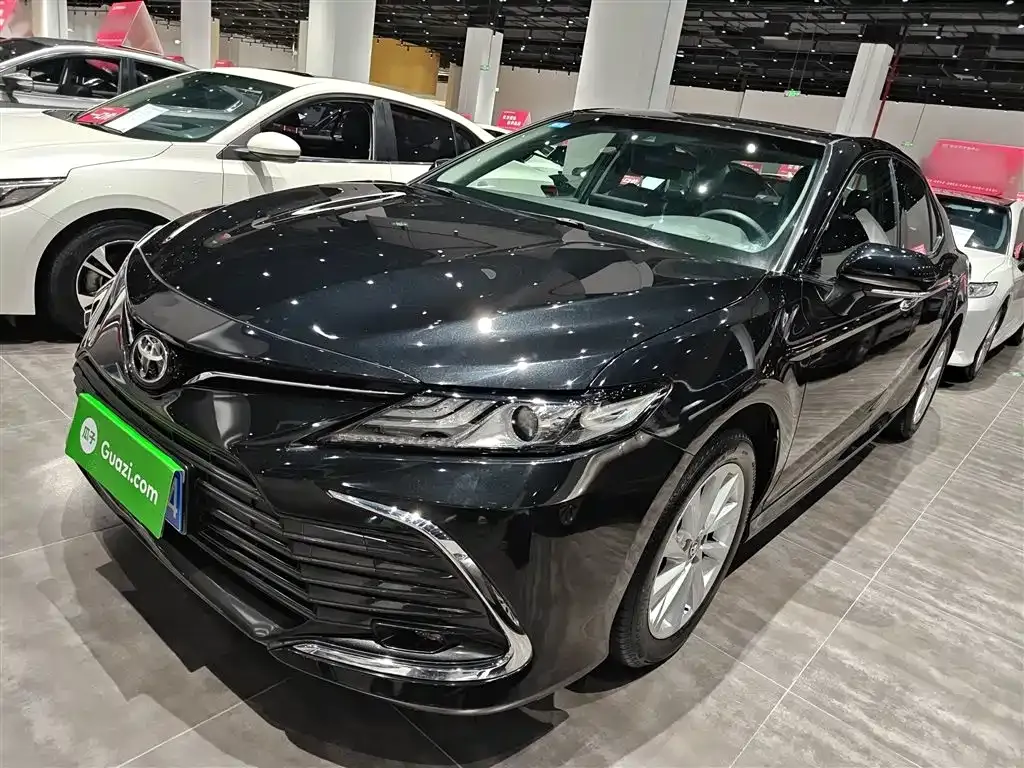 Toyota Camry 2023 из CN, фото 1