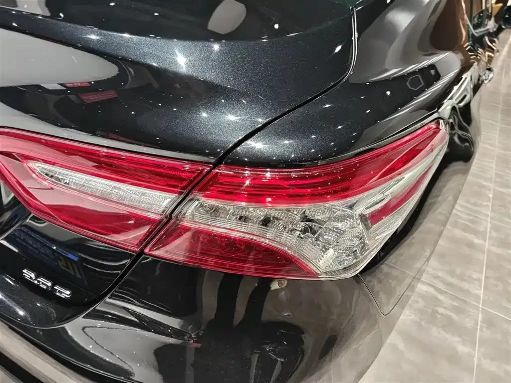 Toyota Camry 2023 из CN, фото 8